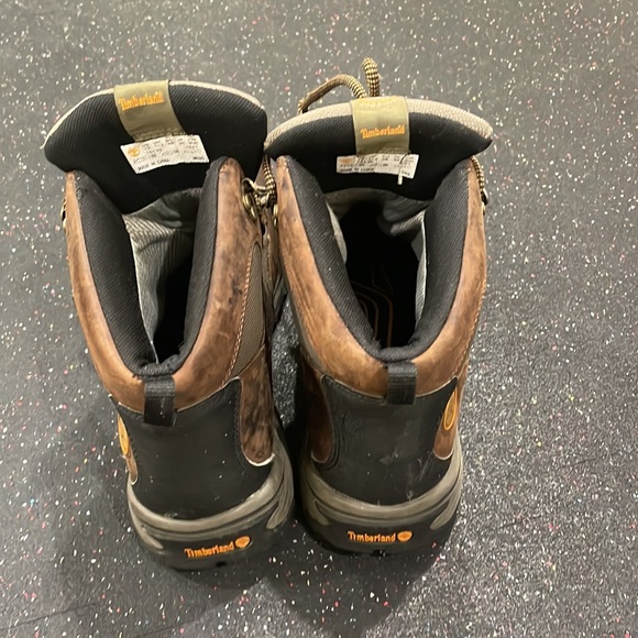 Timberland brown boots. Mens size 12. Goretex. Outdoor and performance boots. - Picture 3 of 4